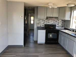 avenue b rv park - park model for sale